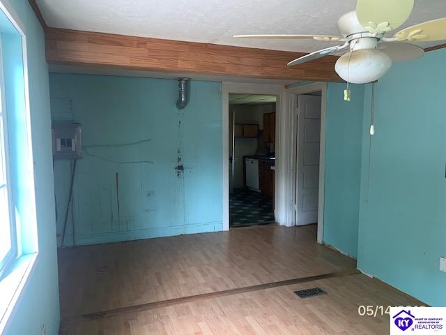 Listing Picture 240 S Harrison Street Lebanon, KY 40033 MLS HK10049100