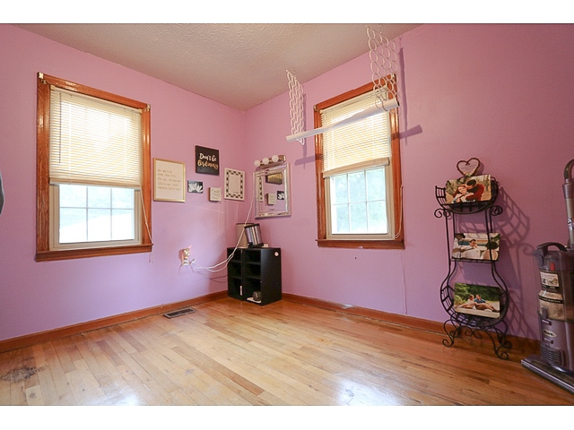 Listing Picture 406 w Walnut Street Leitchfield, KY 42754 MLS HK10049456