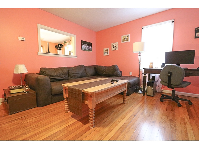 Listing Picture 406 w Walnut Street Leitchfield, KY 42754 MLS HK10049456