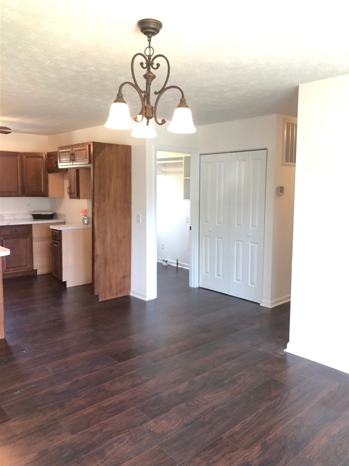 Listing Picture 111 Willoughby Street Hardinsburg, KY 40143 MLS HK10049368