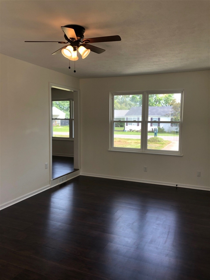 Listing Picture 111 Willoughby Street Hardinsburg, KY 40143 MLS HK10049368