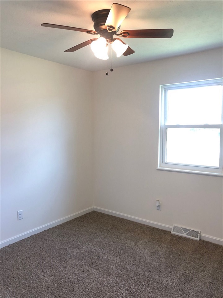 Listing Picture 111 Willoughby Street Hardinsburg, KY 40143 MLS HK10049368