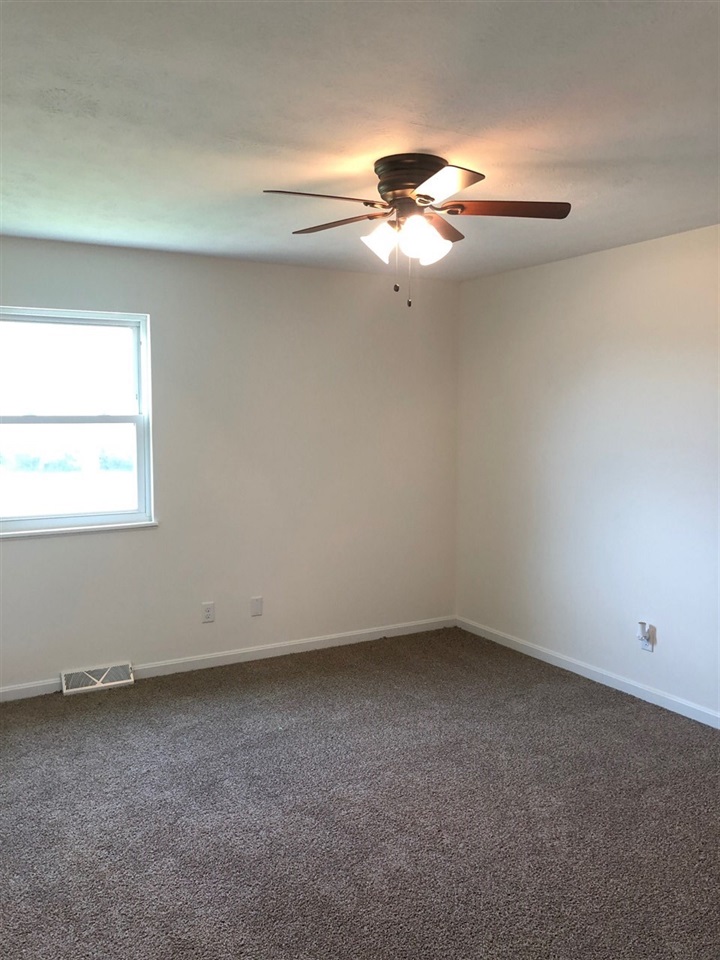 Listing Picture 111 Willoughby Street Hardinsburg, KY 40143 MLS HK10049368