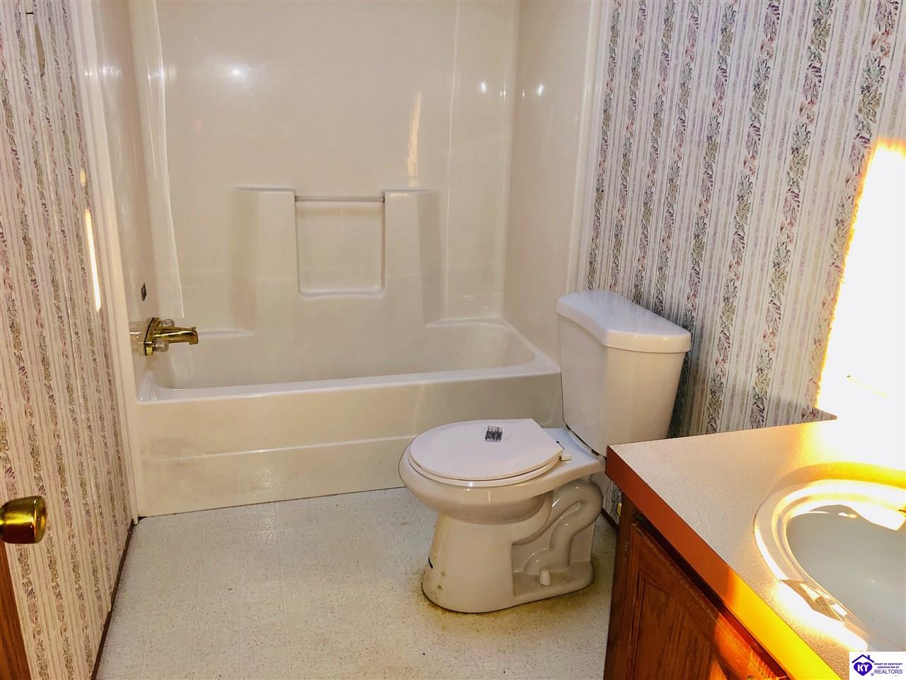 Listing Picture 516 Millerstown Street Clarkson, KY 42726 MLS HK10049470