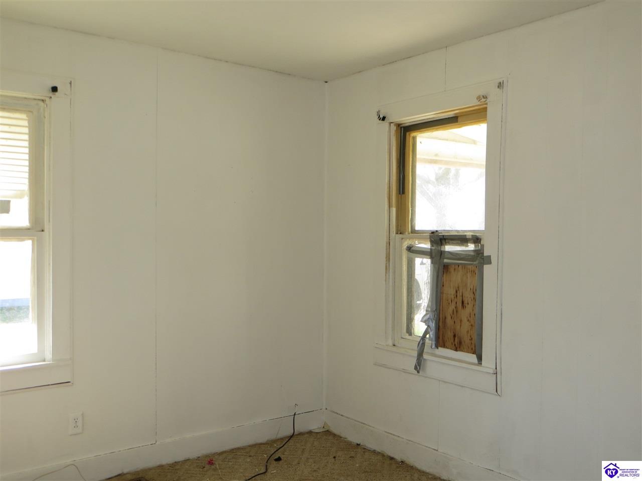 Listing Picture 506 E Millcreek Road Radcliff, KY 40160 MLS HK10049898