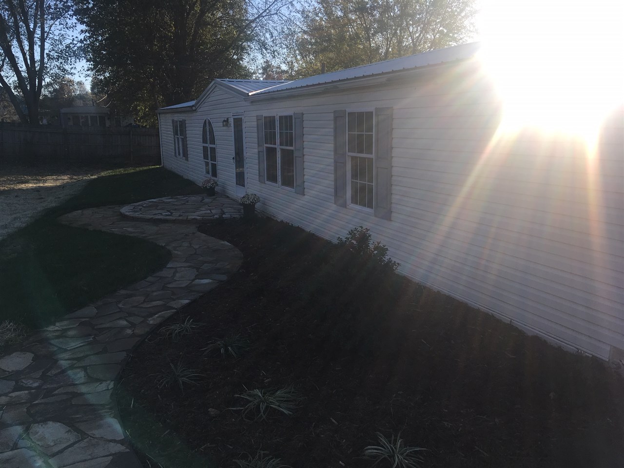 Listing Picture 2887 Sportsman Lake Road Elizabethtown, KY 42701 MLS HK10049983