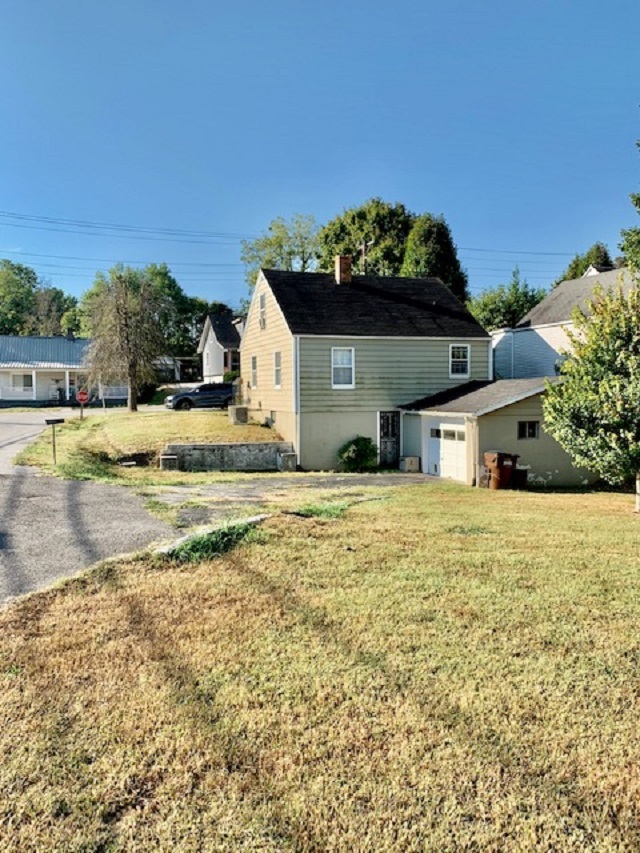 Listing Picture 107 W Forest Avenue Hodgenville, KY 42748 MLS HK10050103