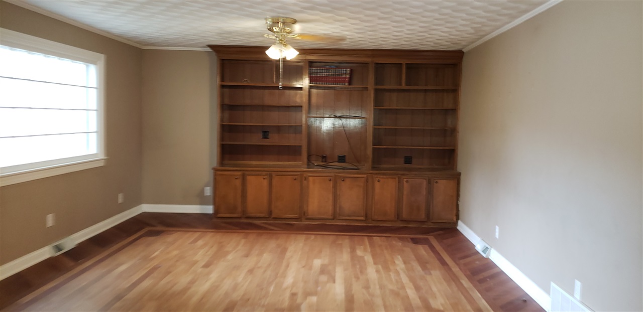 Listing Picture 733 Hawkins Drive Elizabethtown, KY 42701 MLS HK10050282