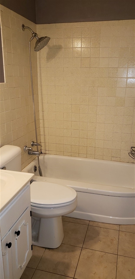 Listing Picture 733 Hawkins Drive Elizabethtown, KY 42701 MLS HK10050282