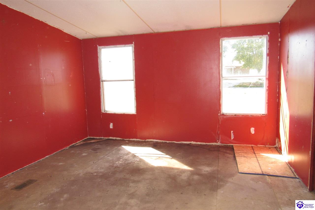 Listing Picture 3842 Hickory Flats Road Leitchfield, KY 42754 MLS HK10050011