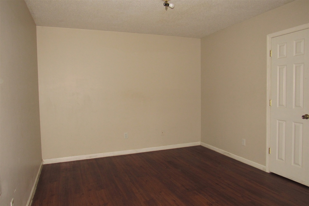 Listing Picture 163 E Airview Drive Elizabethtown, KY 42701 MLS HK10050330