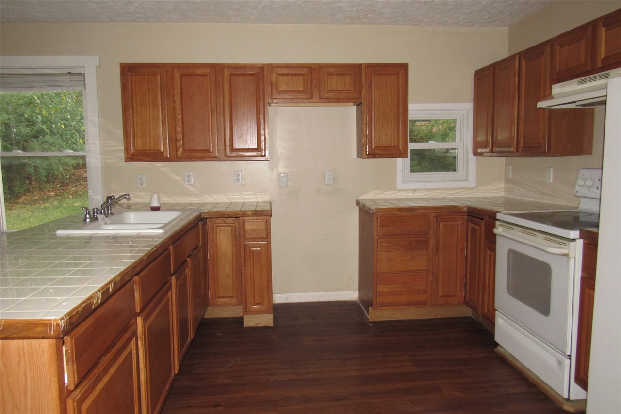 Listing Picture 163 E Airview Drive Elizabethtown, KY 42701 MLS HK10050330