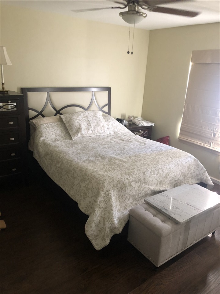 Listing Picture 165 Thierman Lane Louisville, KY 40207 MLS HK10050487