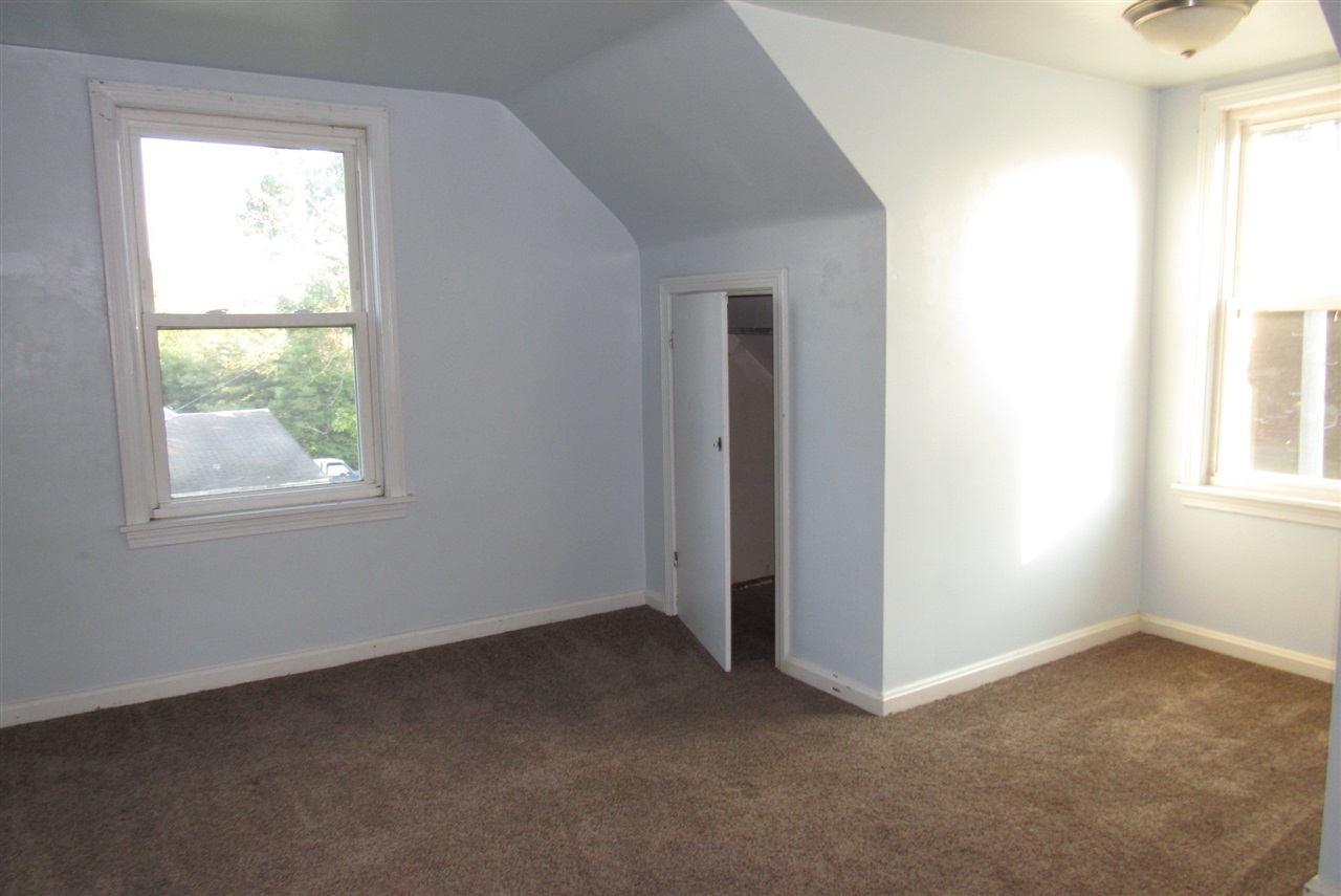 Listing Picture 107 Irwin Avenue Elizabethtown, KY 42701 MLS HK10050029