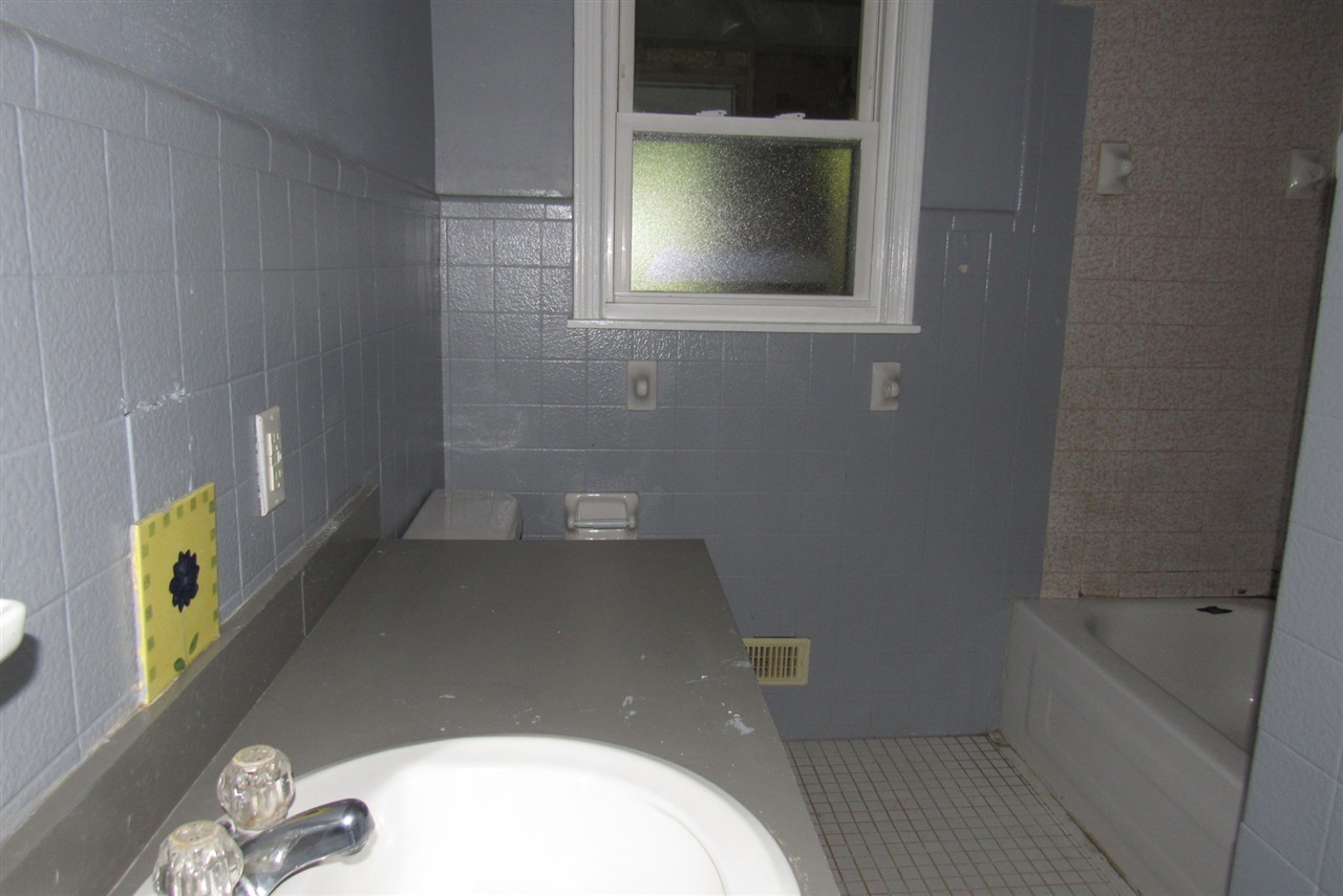 Listing Picture 107 Irwin Avenue Elizabethtown, KY 42701 MLS HK10050029