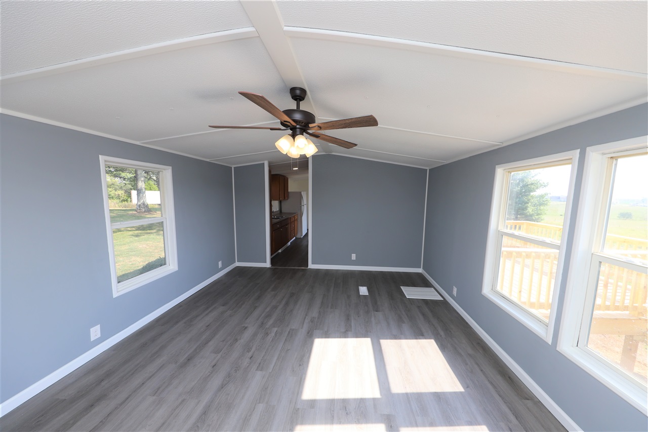 Listing Picture 2233 Thomas Road Rineyville, KY 40162 MLS HK10049865