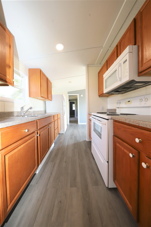 Listing Picture 2233 Thomas Road Rineyville, KY 40162 MLS HK10049865