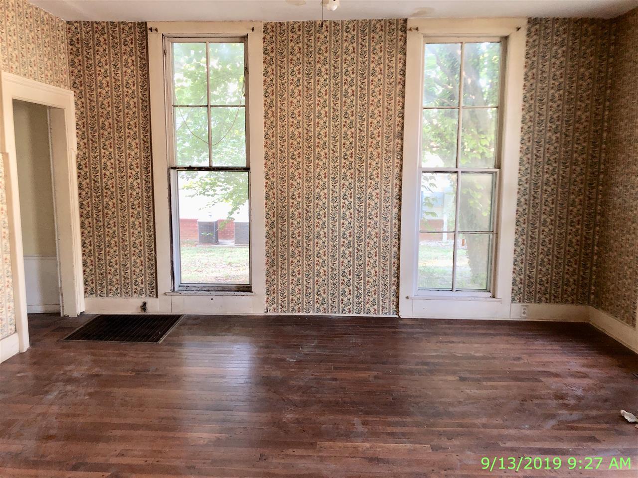 Listing Picture 407 Central Avenue Elizabethtown, KY 42701 MLS HK10050061