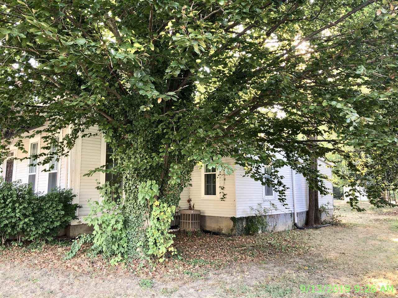 Listing Picture 407 Central Avenue Elizabethtown, KY 42701 MLS HK10050061