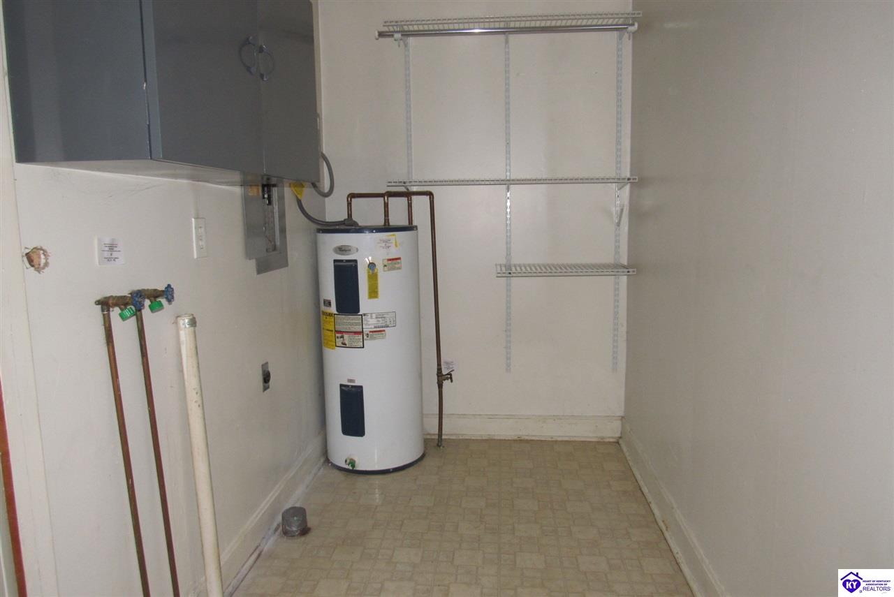 Listing Picture 250 W Oak Street Lebanon Junction, KY 40150 MLS HK10050944