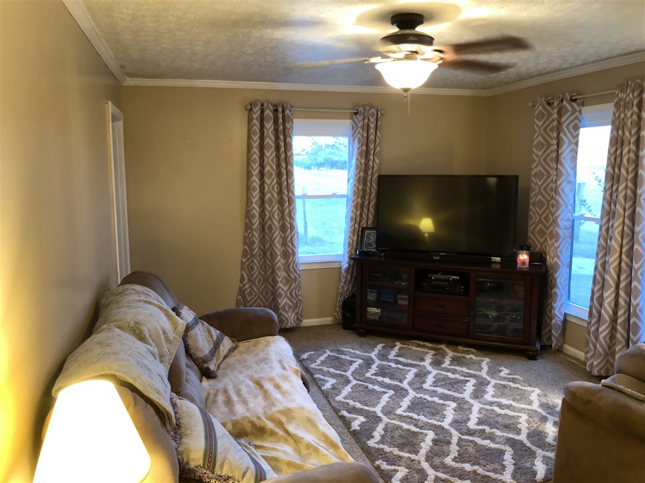 Listing Picture 106 Barney School Road Campbellsville, KY 42718 MLS HK10050190