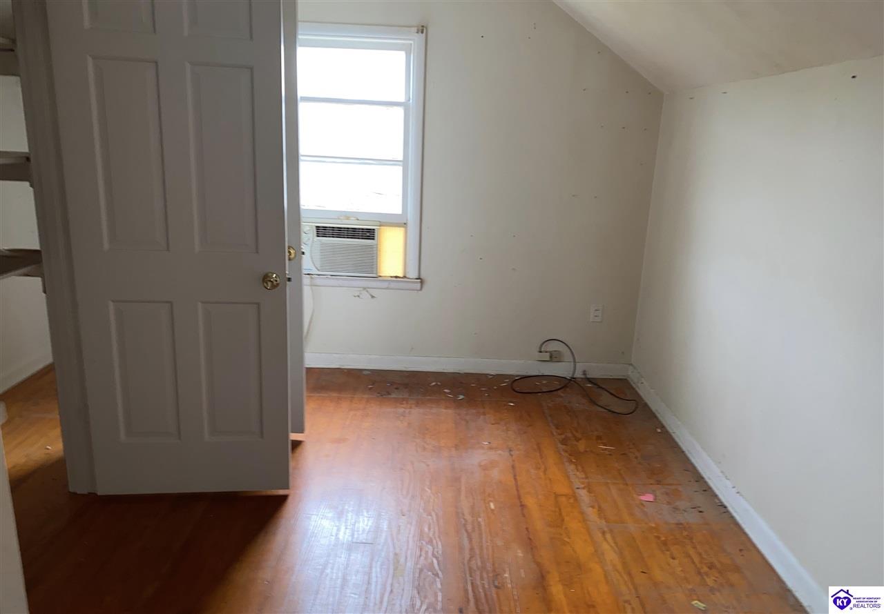 Listing Picture 516 N Munford Avenue Munfordville, KY 42765 MLS HK10050984