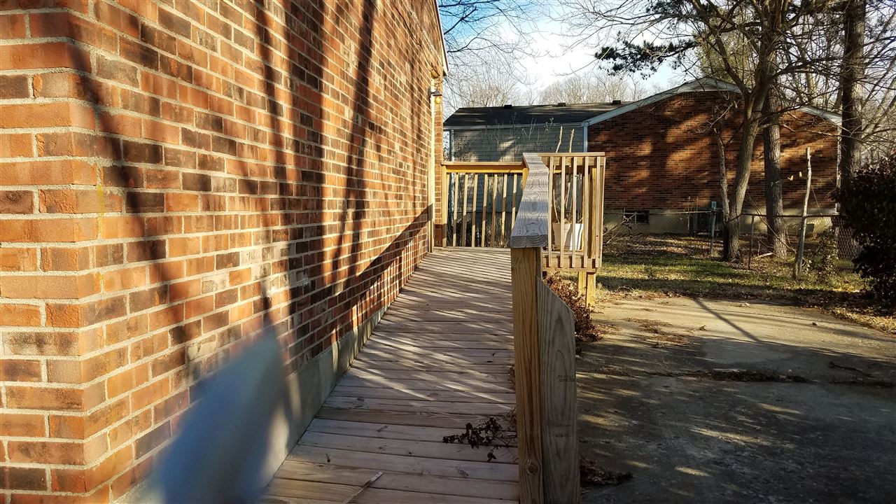 Listing Picture 806 Elmhurst Avenue Vine Grove, KY 40175 MLS HK10050957