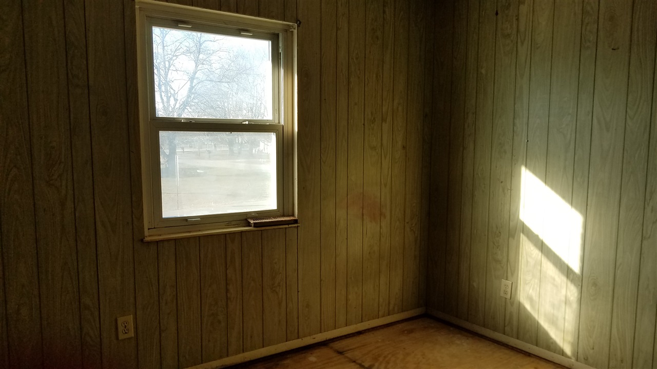 Listing Picture 806 Elmhurst Avenue Vine Grove, KY 40175 MLS HK10050957