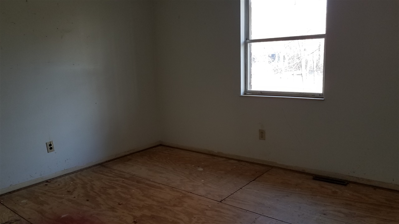 Listing Picture 806 Elmhurst Avenue Vine Grove, KY 40175 MLS HK10050957