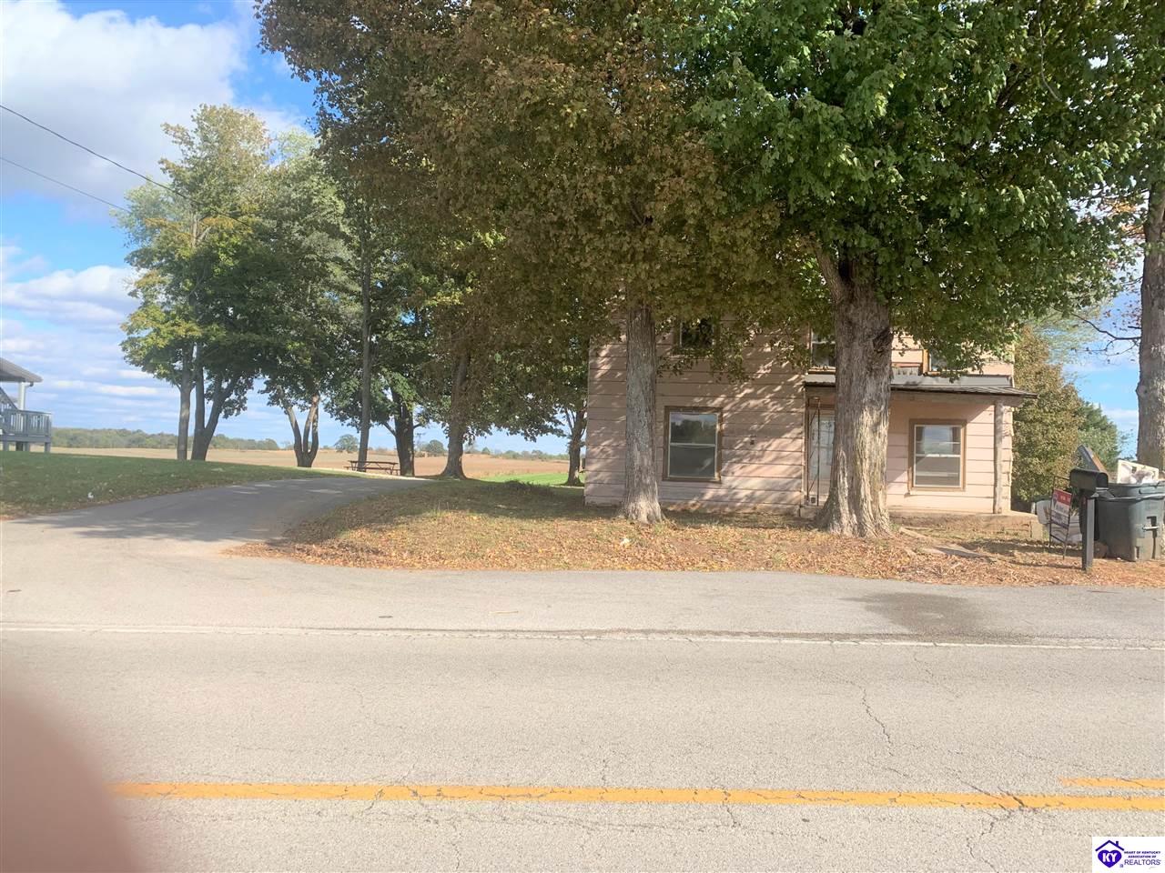 Listing Picture 4854 S Jackson Highway Horse Cave, KY 42749 MLS HK10050471