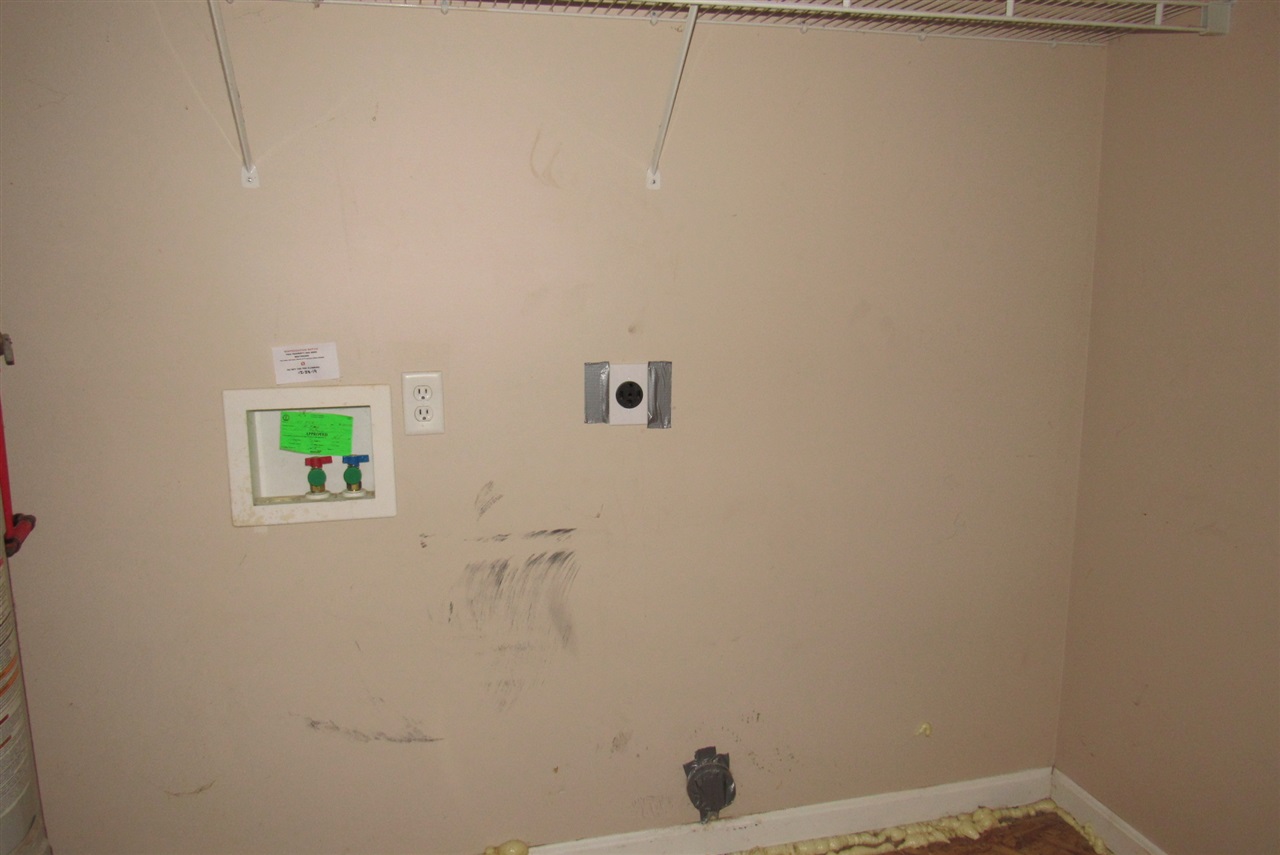 Listing Picture 211 Henry Street Elizabethtown, KY 42701 MLS HK10051078