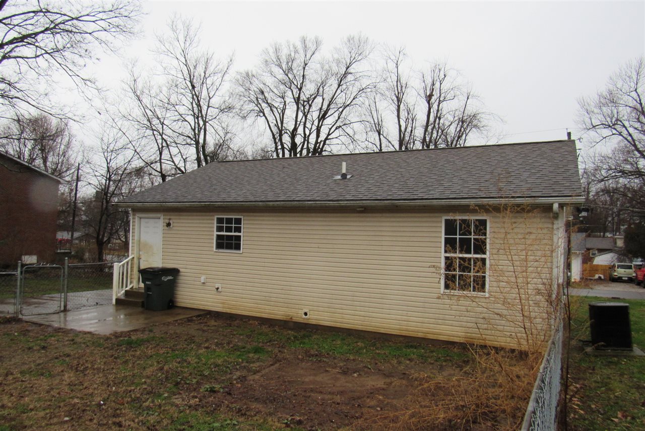 Listing Picture 211 Henry Street Elizabethtown, KY 42701 MLS HK10051078