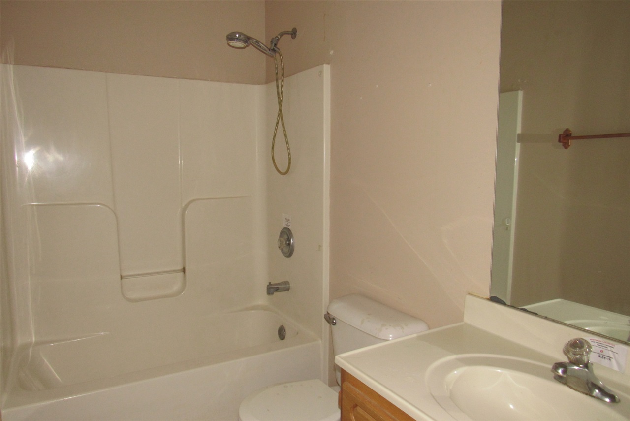 Listing Picture 211 Henry Street Elizabethtown, KY 42701 MLS HK10051078