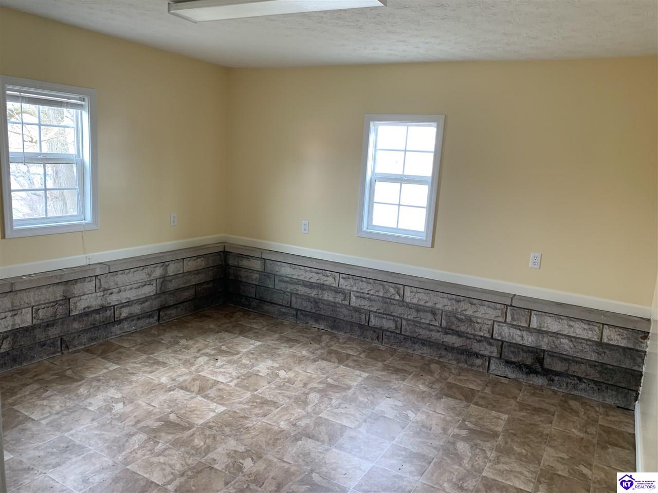 Listing Picture 319 Maple Street Columbia, KY 42728 MLS HK10051539