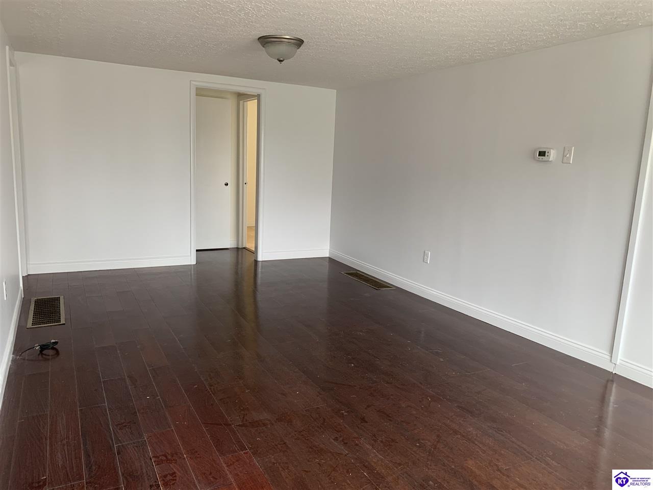 Listing Picture 319 Maple Street Columbia, KY 42728 MLS HK10051539