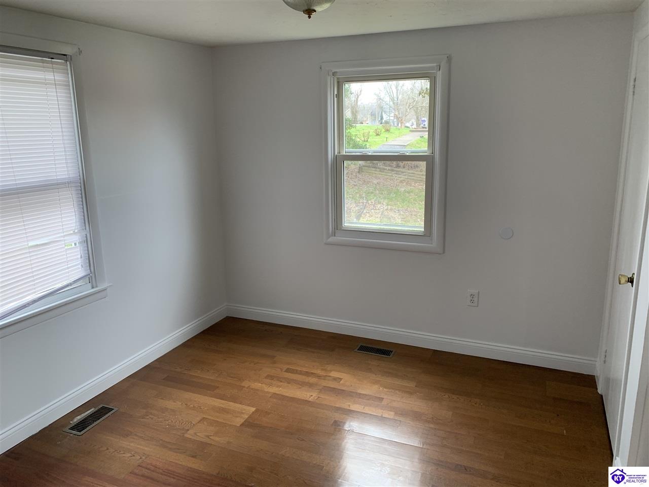 Listing Picture 319 Maple Street Columbia, KY 42728 MLS HK10051539