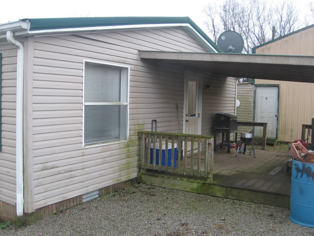 Listing Picture 2184 E Meadowcreek Road Campbellsville, KY 42718 MLS HK10051542