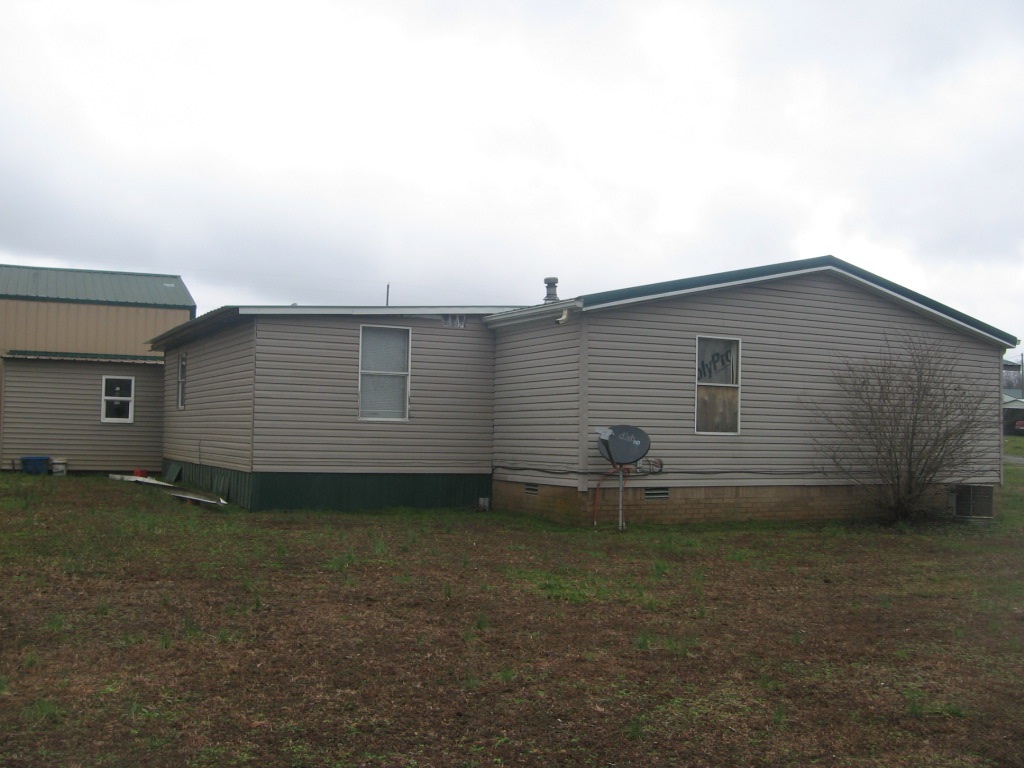 Listing Picture 2184 E Meadowcreek Road Campbellsville, KY 42718 MLS HK10051542