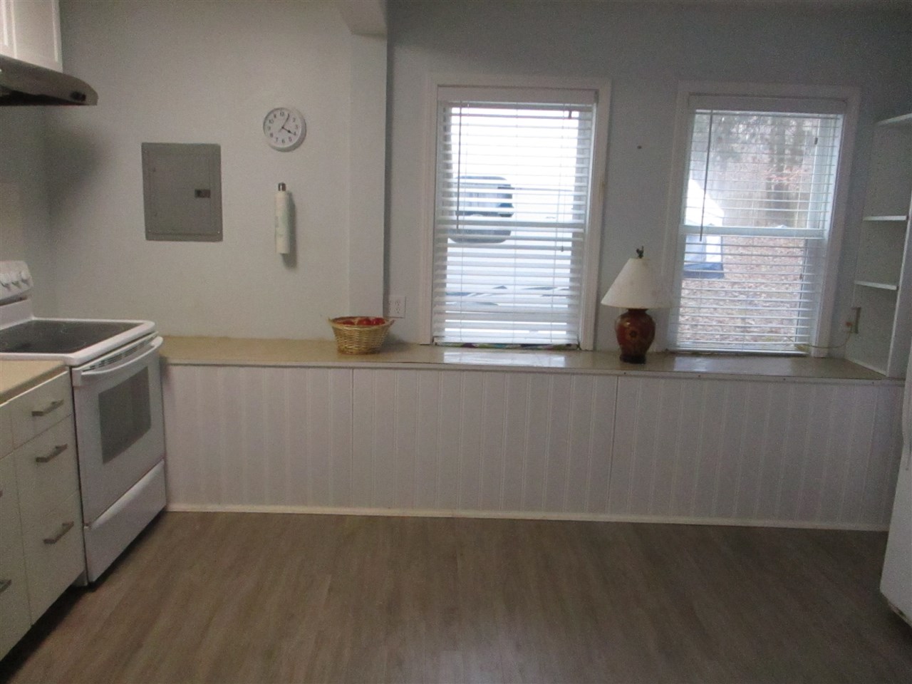 Listing Picture 560 Phillips Lane Vine Grove, KY 40175 MLS HK10051575