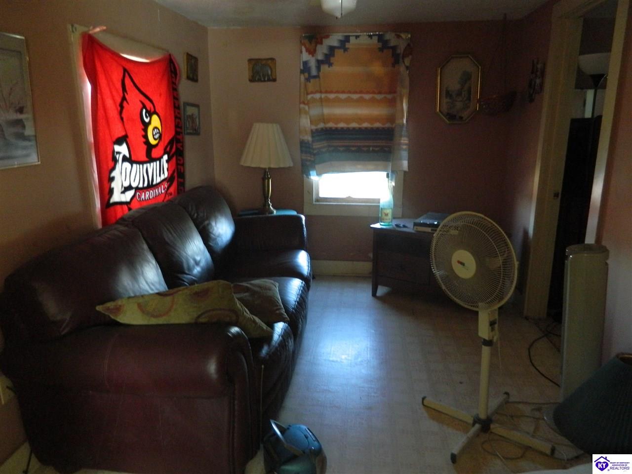 Listing Picture 113 S Crestwood Street Elizabethtown, KY 42701 MLS HK10051609