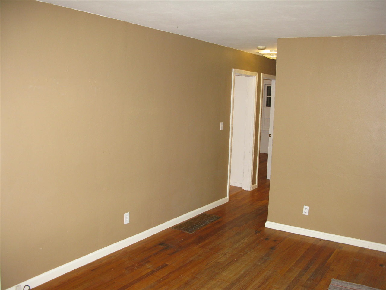 Listing Picture 604 Balmoral Road Elizabethtown, KY 42701 MLS HK10051592