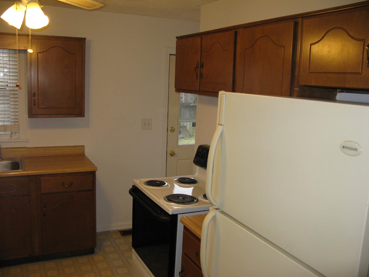 Listing Picture 604 Balmoral Road Elizabethtown, KY 42701 MLS HK10051592