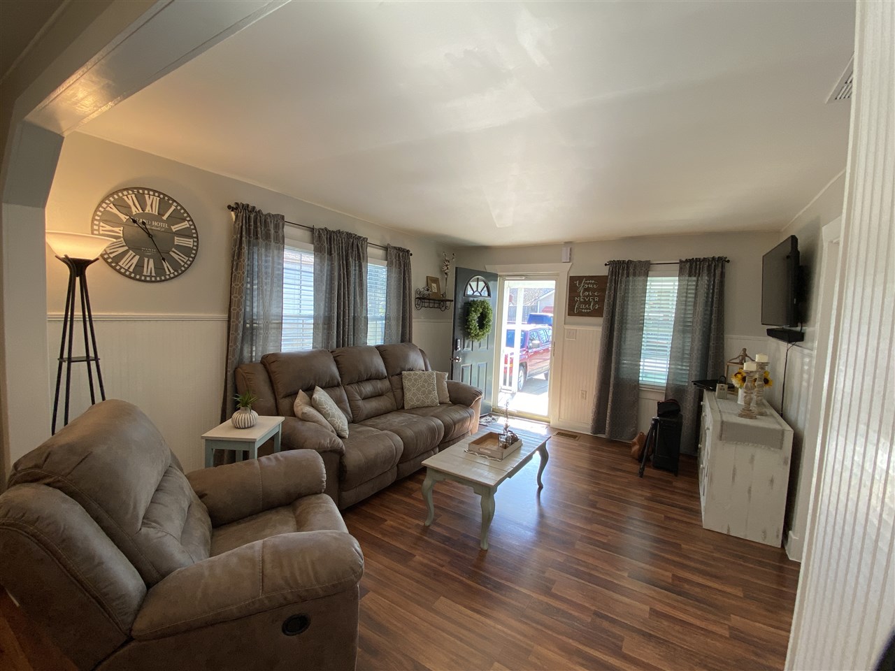 Listing Picture 1108 Mulberry Street West Point, KY 40177 MLS HK10051615