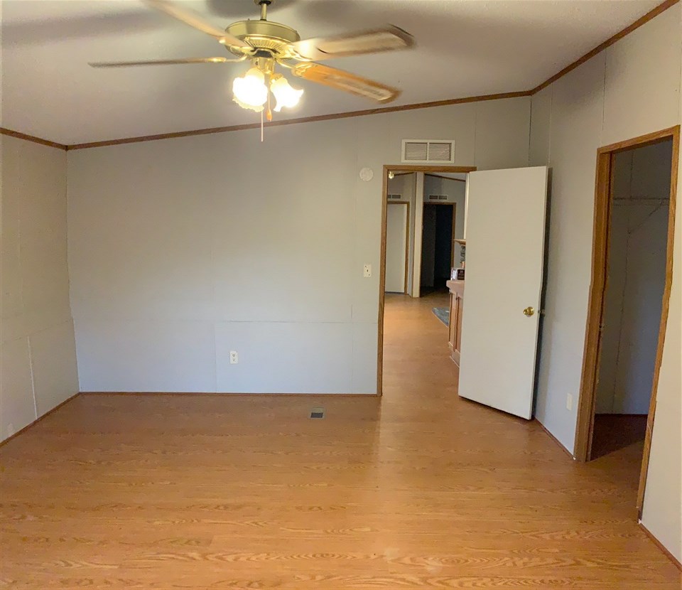 Listing Picture 8003 Highway 261 Irvington, KY 40146 MLS HK10051768