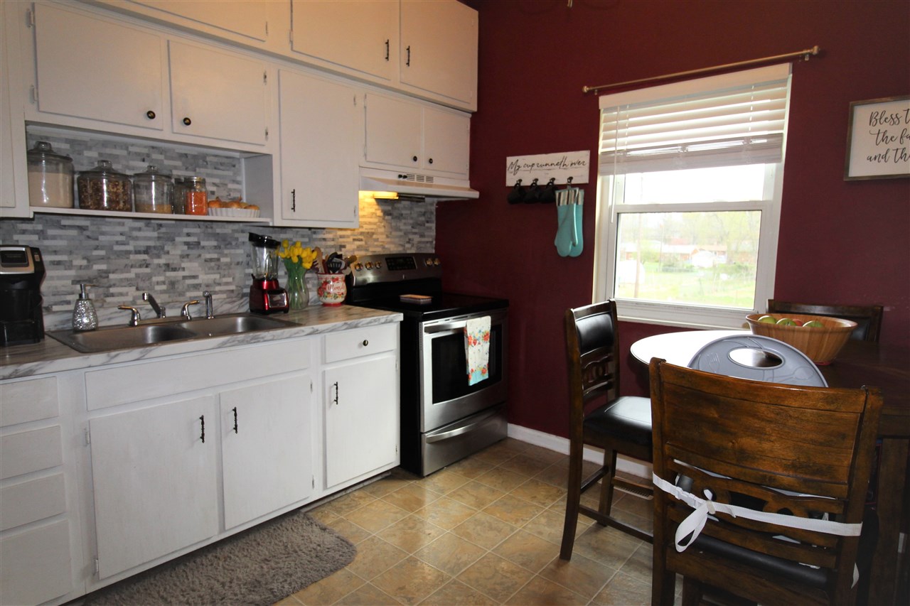 Listing Picture 2666 Delta Court Radcliff, KY 40160 MLS HK10051953