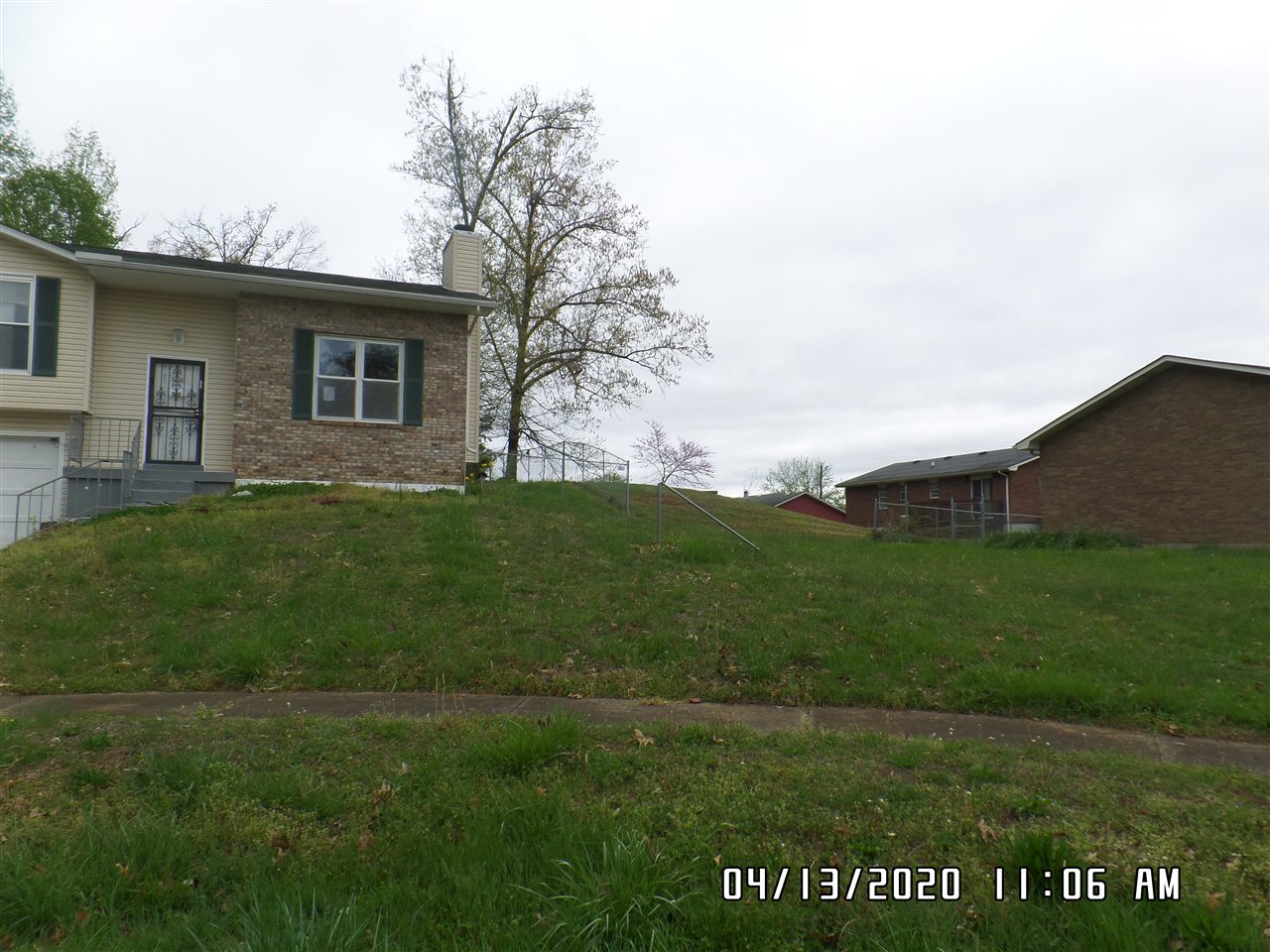 Listing Picture 104 Creekside Court Radcliff, KY 40160 MLS HK10052057