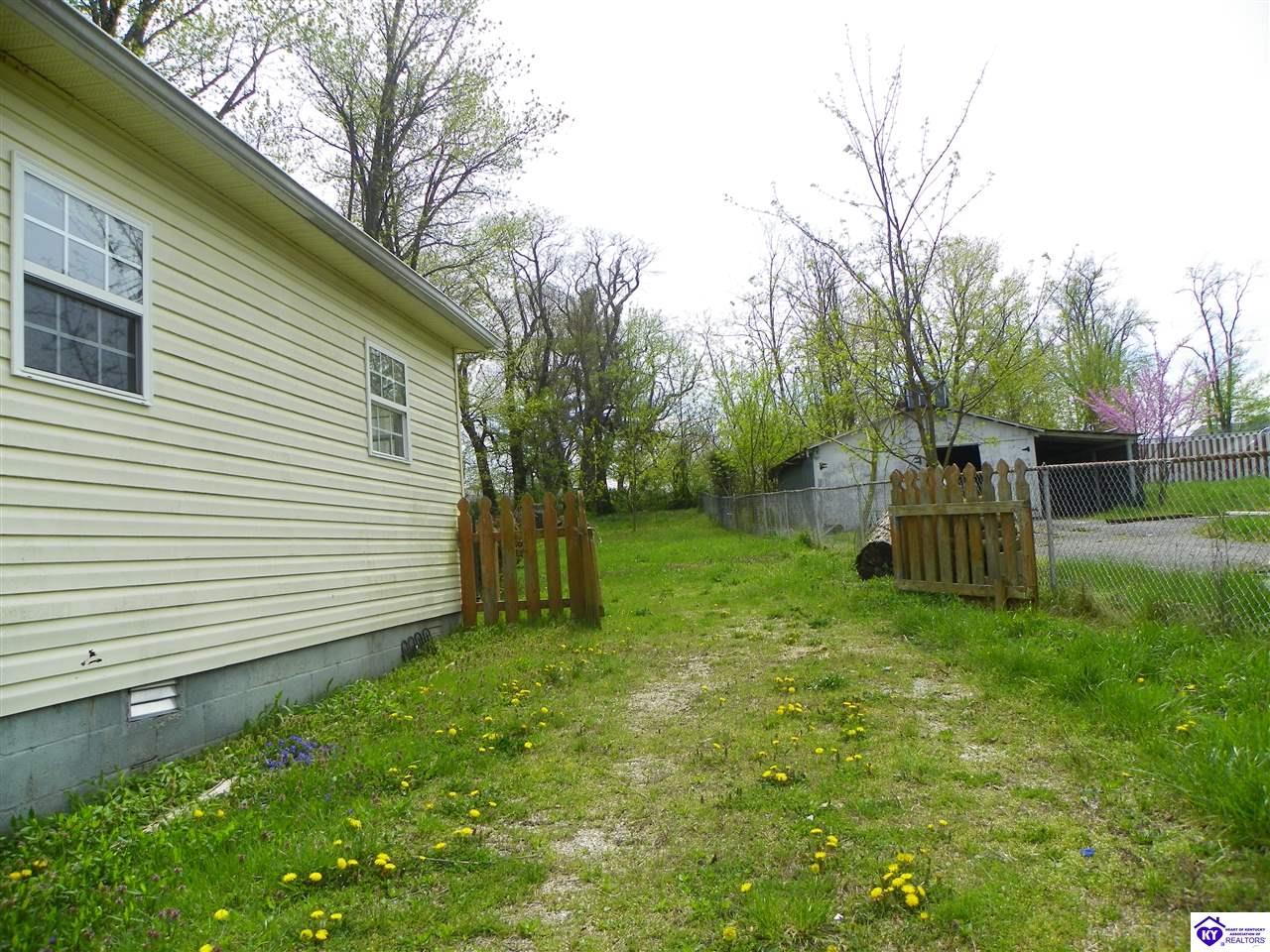 Listing Picture 376 Southland Drive Radcliff, KY 40160 MLS HK10052003