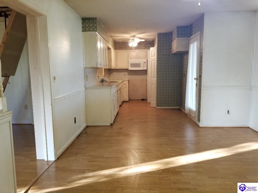 Listing Picture 105 Arlington Circle Greensburg, KY 42743 MLS HK10052006