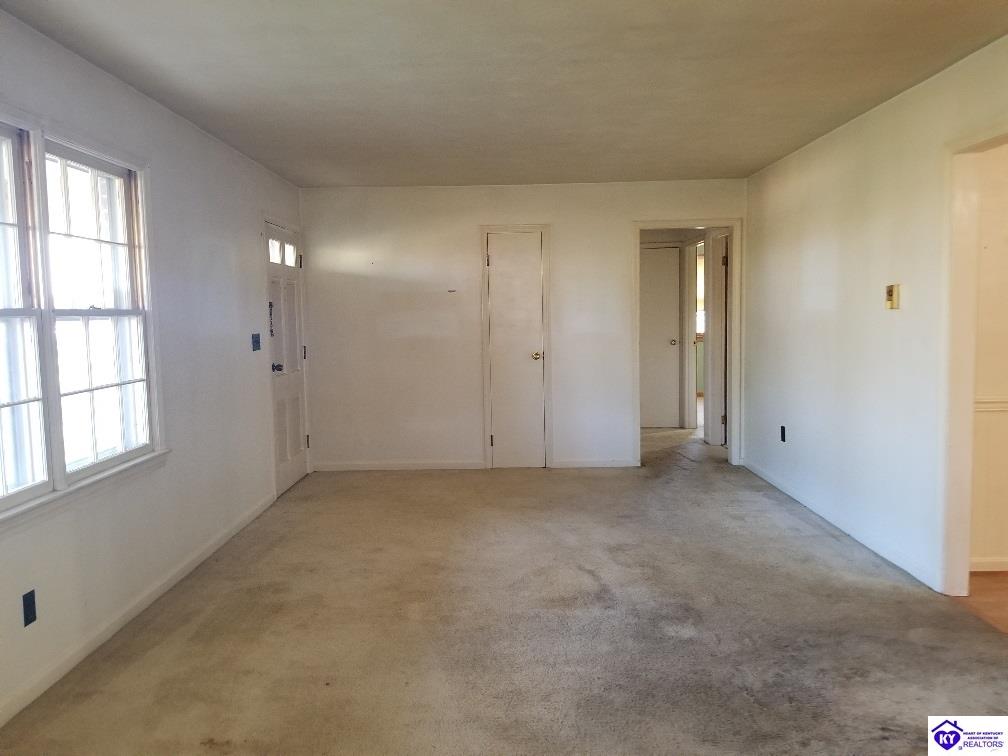 Listing Picture 105 Arlington Circle Greensburg, KY 42743 MLS HK10052006