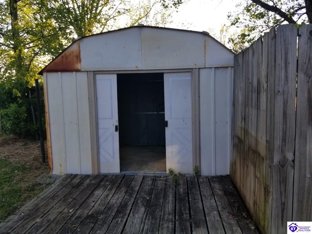 Listing Picture 105 Arlington Circle Greensburg, KY 42743 MLS HK10052006